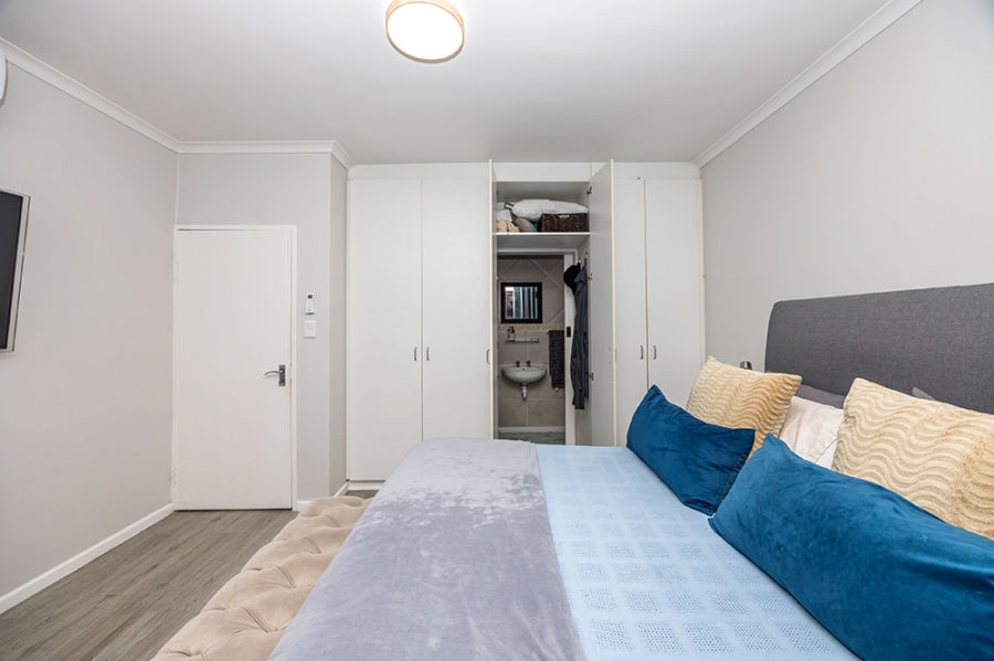 2 Bedroom Property for Sale in Parklands Western Cape